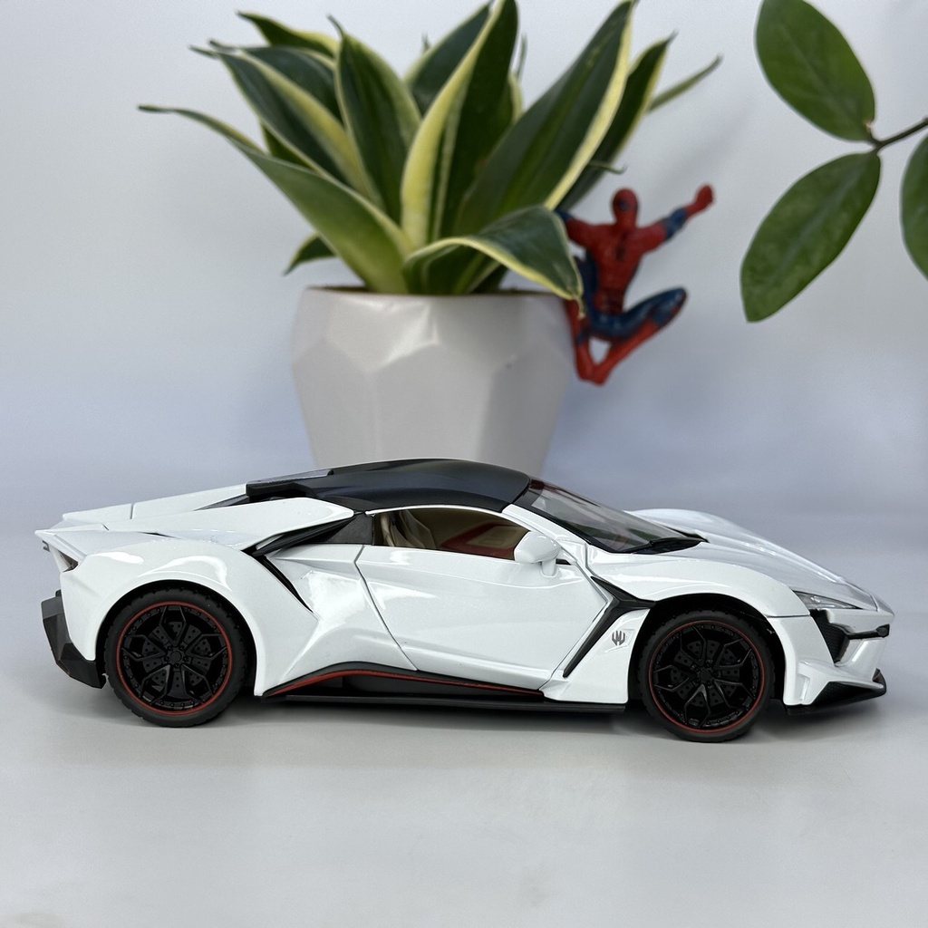 Mô hình siêu xe Wmotors Fenyr SuperSport tỷ lệ 1:24 bằng kim loại cực ngầu