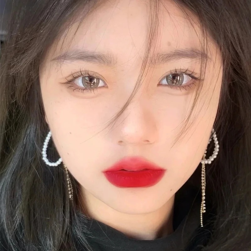 Son Môi Dạng Lỏng Dưỡng Ẩm Lâu Trôi Chống Thấm Nước Màu Nhung Gợi Cảm