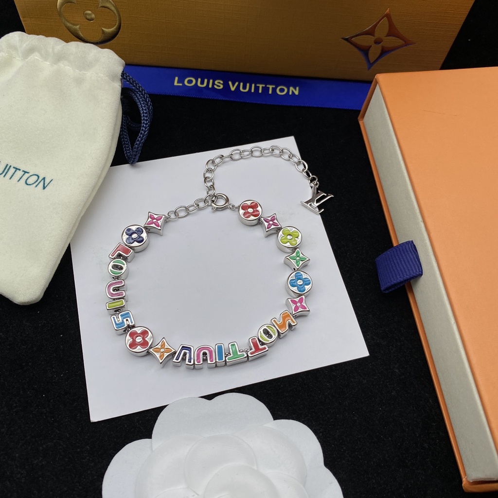 Trang Sức Vòng Cổ Khuyên Tai Vòng Tay Nhẫn LOUIS VUITTON Mẫu logo LV Nâng Cao Cho Nam Và Nữ