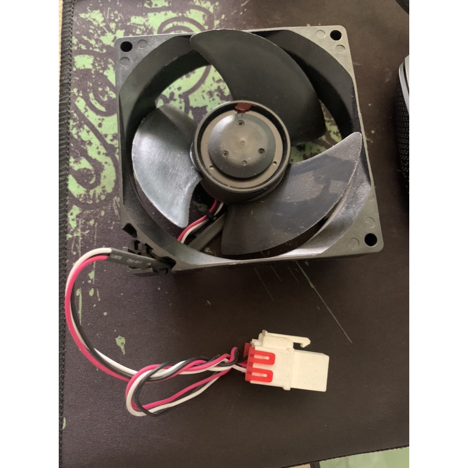 Quạt tủ lạnh panasonic , samsung 3 dây, 12v, 8v 9x9