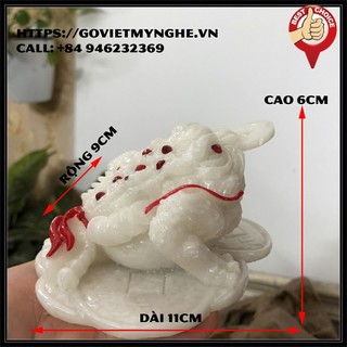 Tượng đá cóc 3 chân thiềm thừ ngậm tiền vàng tài lộc phong thủy - Dài 11cm - Màu Trắng đá non nước