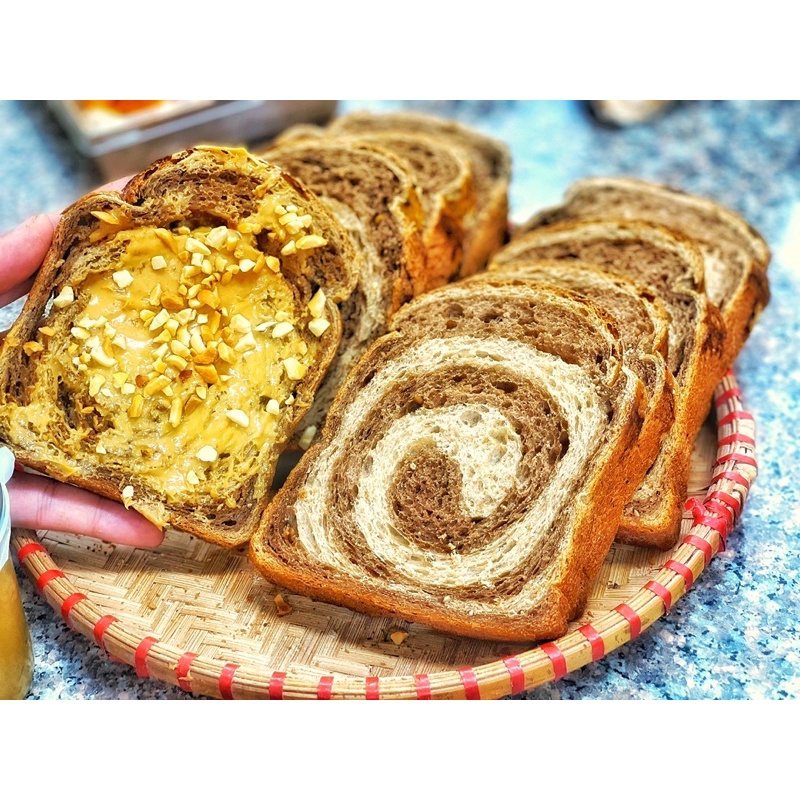 Bánh mì gối nguyên cám Mix bơ đậu phộng/ Mix khoai/Mix lúa mạch