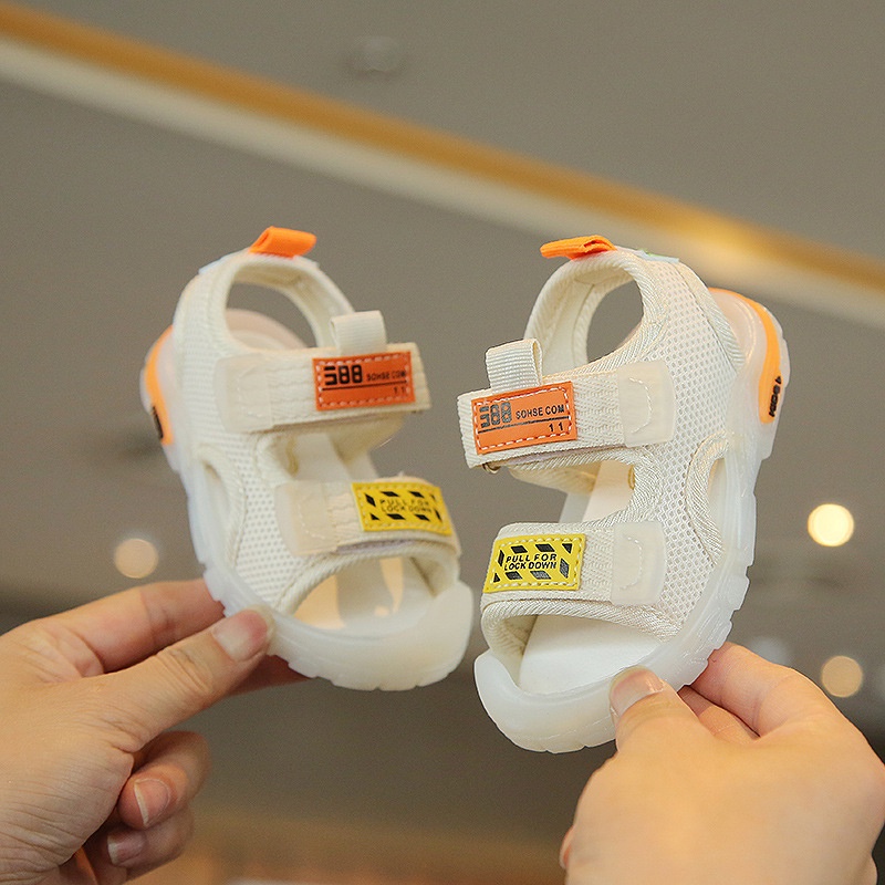 Giày Đi Biển Đế Mềm Chống Trượt An Toàn Dành Cho Trẻ