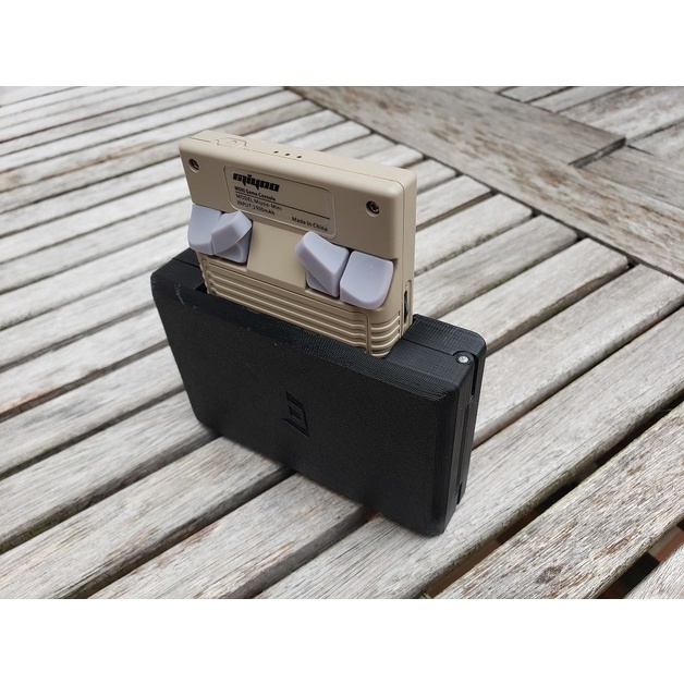 Bộ hộp đựng kiêm grip cầm chơi Miyoo Mini V2 và Plus