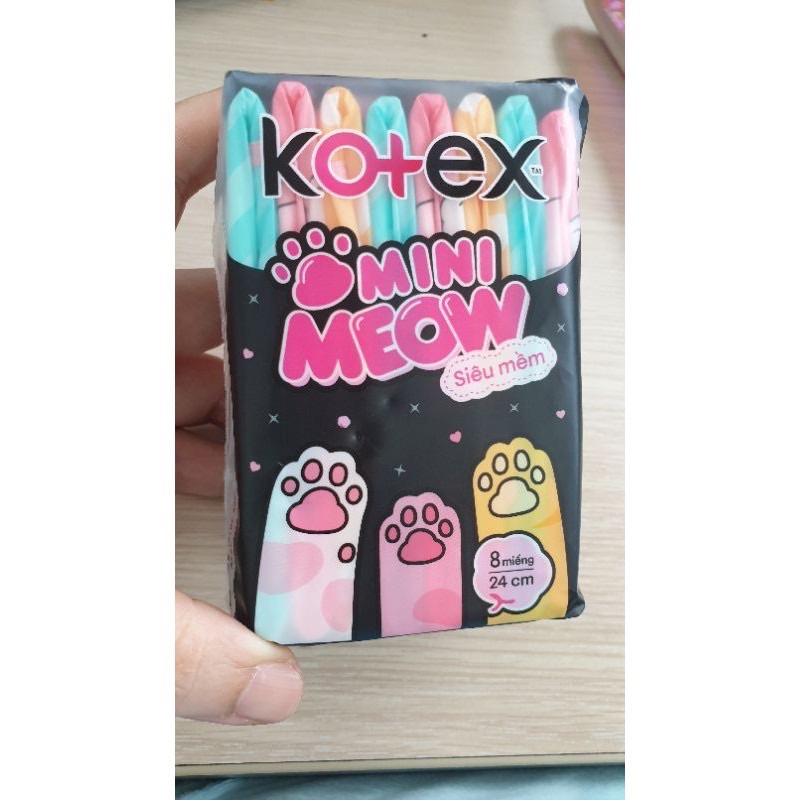 [ Thùng 16 gói] Băng vệ sinh Mini Meow Kotex siêu mỏng cánh 24 cm 8  Miếng