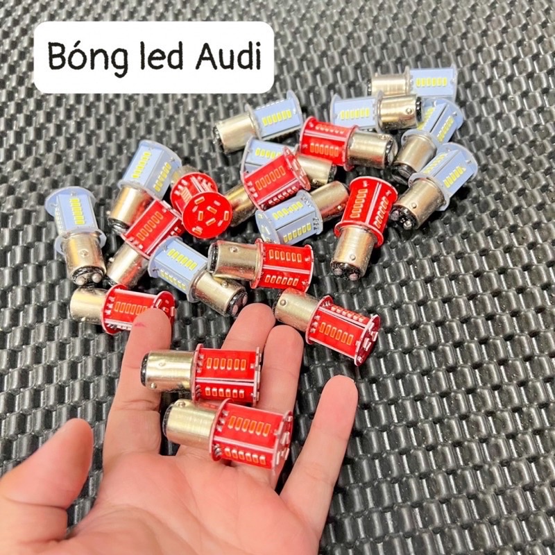 Bóng led hậu Audi