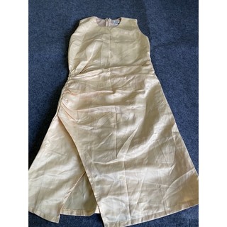 đầm vàng xử dưới 57kg
