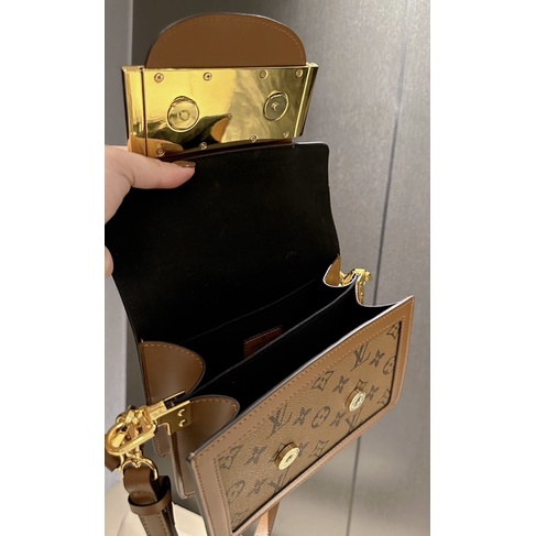 Túi đeo W266-20 LV NEW DAUPHINE 2023 Size 20 x 13 Cm • 2 Dây cầm tay - Đeo chéo • Form 2 bên phồng full2box