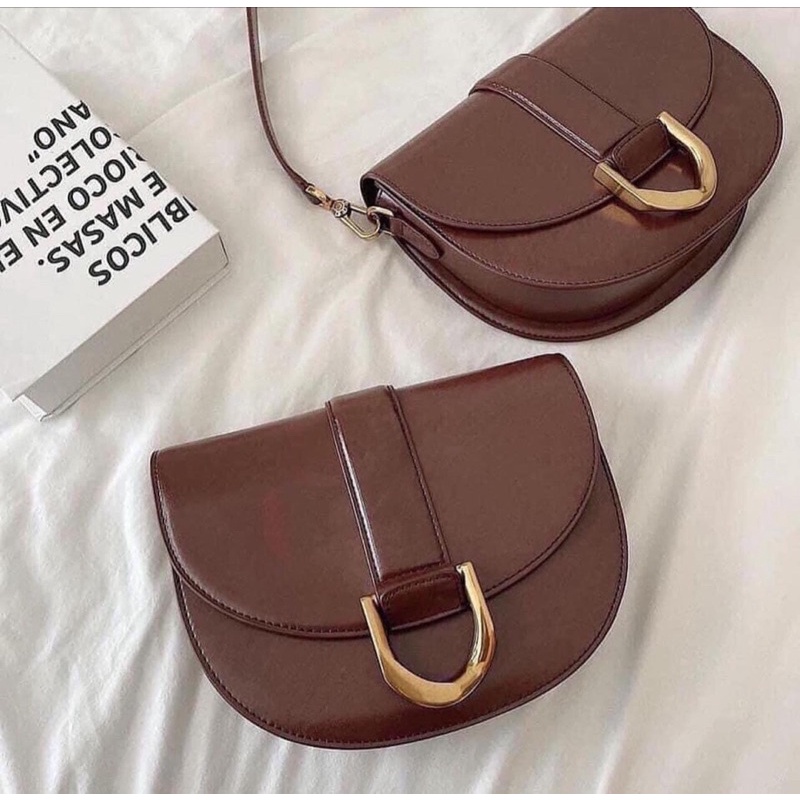 Túi xách nữ dáng bầu Charles and Keith đeo chéo đeo vai half-moon khoá móng ngựa 18cm CK2-80781412 MAR ORIGINALS STORE