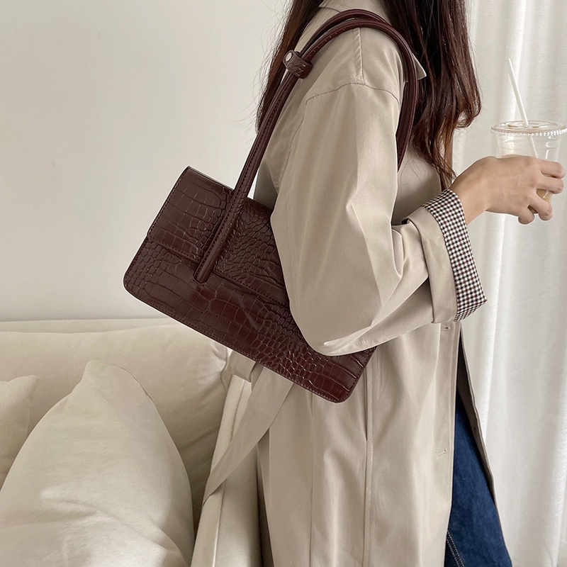 Mischa Túi Đeo Vai Hình Vuông Cỡ Nhỏ Vân Da Cá Sấu Màu Trơn Dễ Phối Đồ Thời Trang Cho Nữ