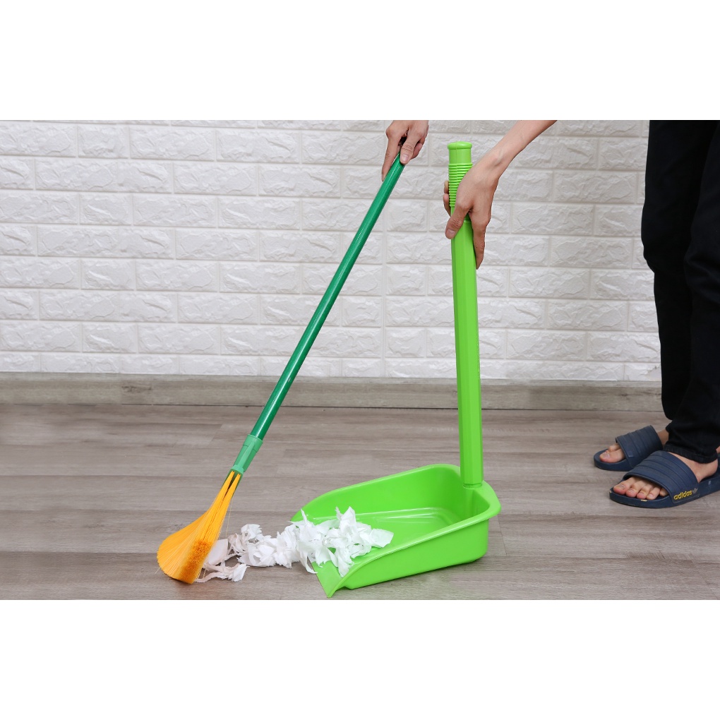 Hót rác cán dài, cán ngắn nhựa Việt Nhật-Ki hót rác cán dài có thể tháo rời tiện dụng 5836