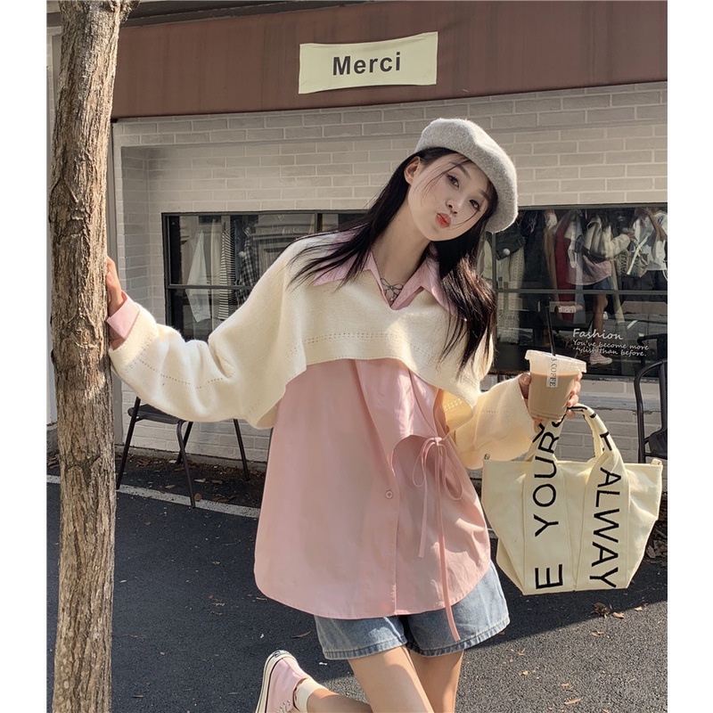 Set áo sơ mi và áo len ngoài màu xanh, hồng