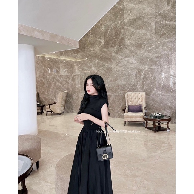 Váy Dáng Dài Áo Tay Cộc Liền Thân Độc Lạ