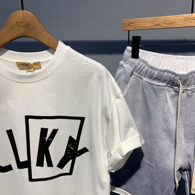 Áo Thun Ngắn Tay Dáng Rộng In Hình Giản Dị Thời Trang Dành Cho Nam