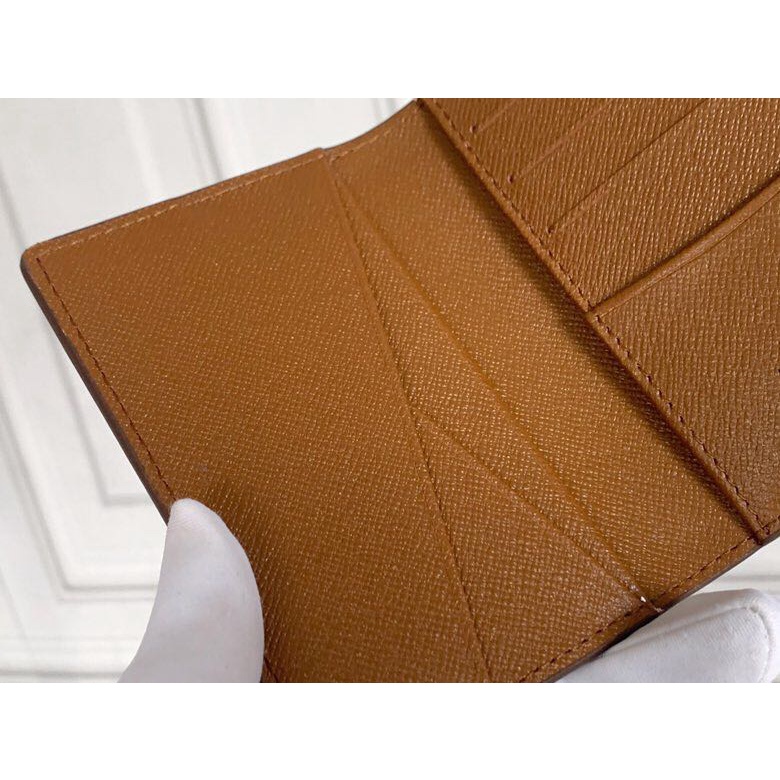 Hình ảnh vật lý Louis vuitton là chính hãng LV thẻ M63144 sẵn sàng để vận chuyển