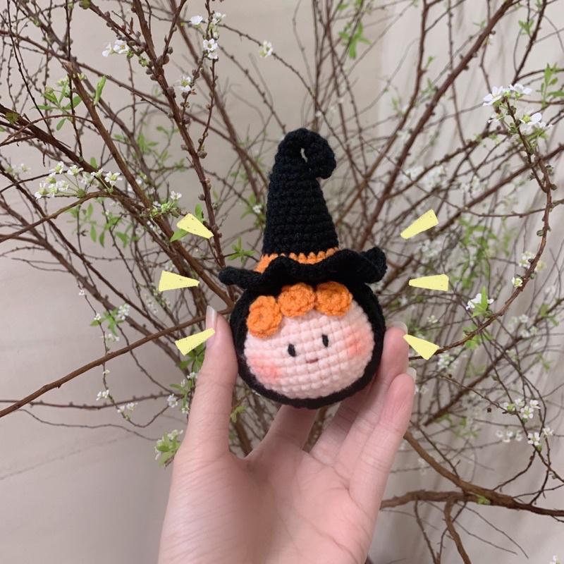 Móc khoá phù thuỷ đội mũ len handmade