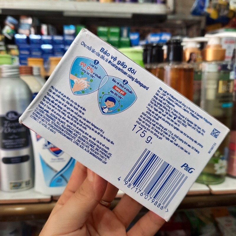 Combo 3 Xà bông cục Safeguard Nha Đam với hương hoa thơm ngát hộp 175g