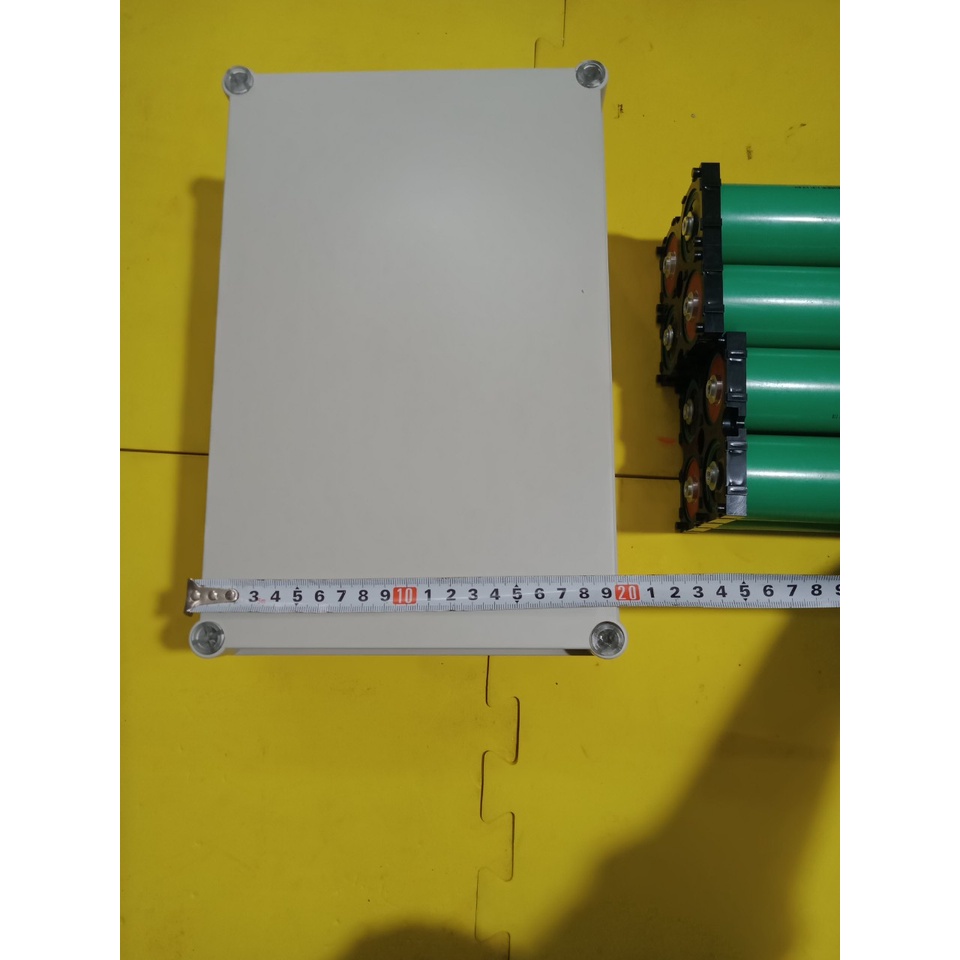 HỘP NHỰA ABS 300x200x125 LẮP ĐƯỢC 8 CELL PIN 46160