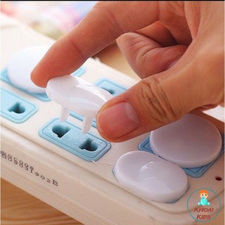 Nút bịt ổ điện an toàn cho trẻ nhỏ