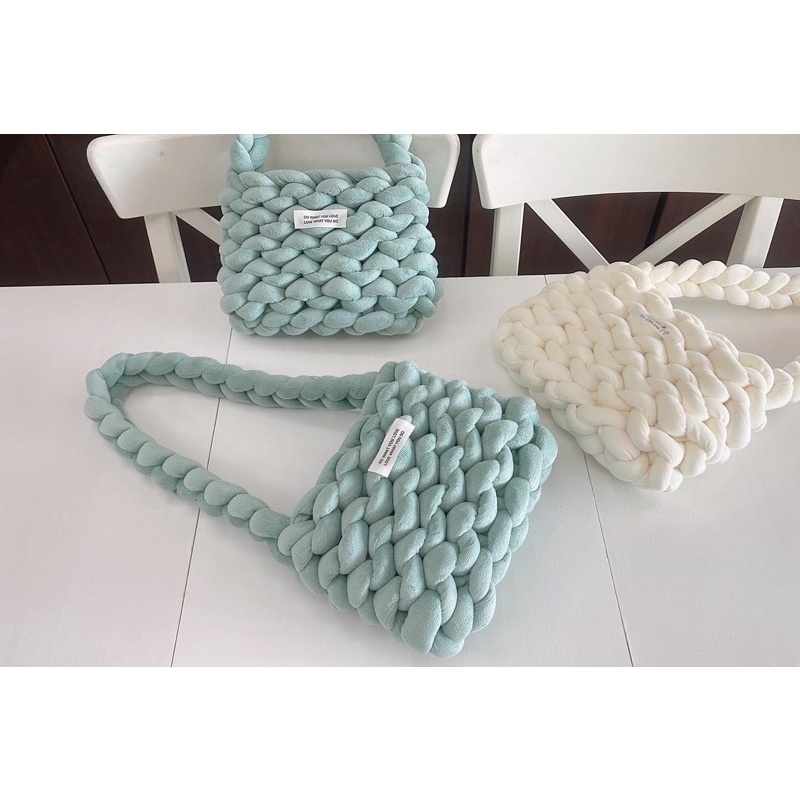 Túi len handmade Hàn Quốc dáng vuông thời trang - Xẹt Studio Lady Accessories