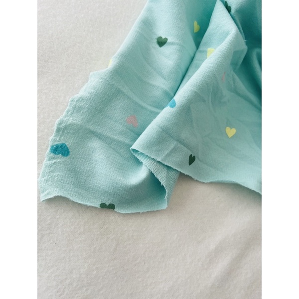 Vải da cá mỏng hoạ tiết nhí tông màu pastel