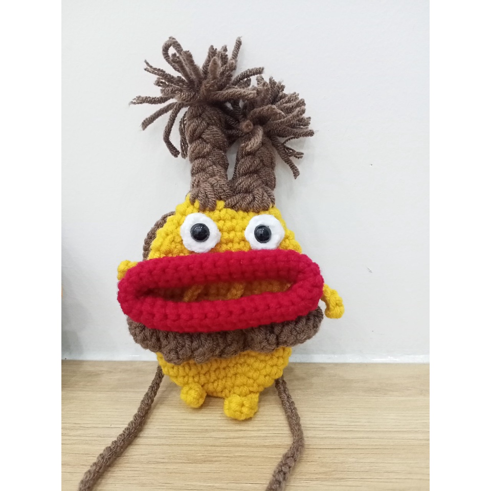 Túi đựng chìa khoá Môi Trề bằng len handmade