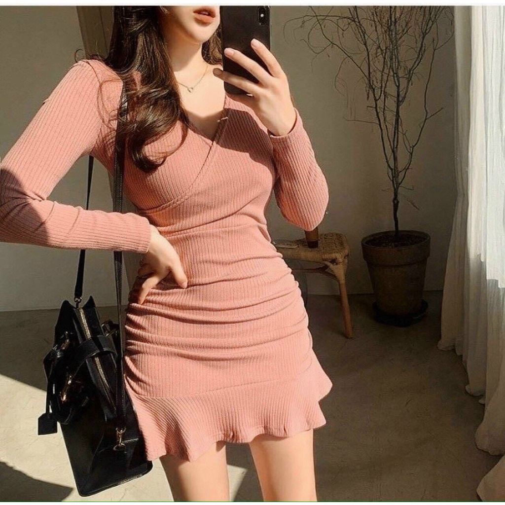 Đầm body nữ tay dài dáng đuôi cá nhúng hông QTNN11