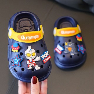 Dép Sandal Đế Mềm Chống Trượt Có 2 Lỗ In Hình Ultraman Thời Trang Mùa Hè Cho Bé Trai 1-3 Tuổi