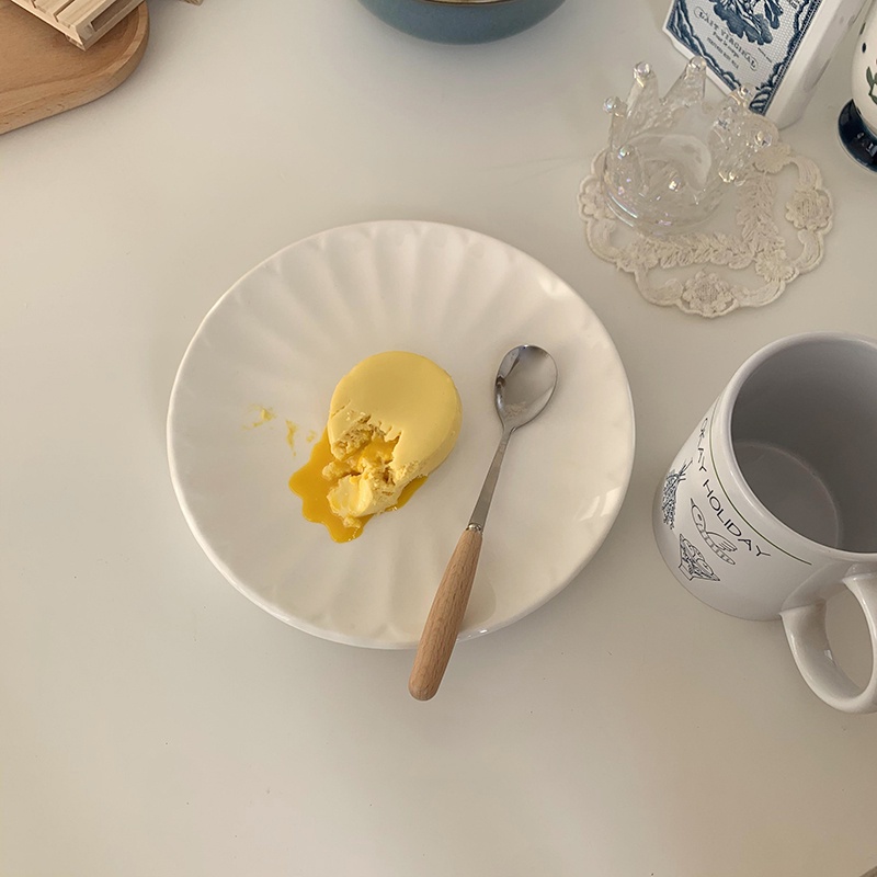 [HCM] đơn giản phong cách hàn quốc hoa văn hoa cúc đĩa gốm đĩa cổ điển đĩa tráng miệng，dĩa đựng hoa quả (8inch)