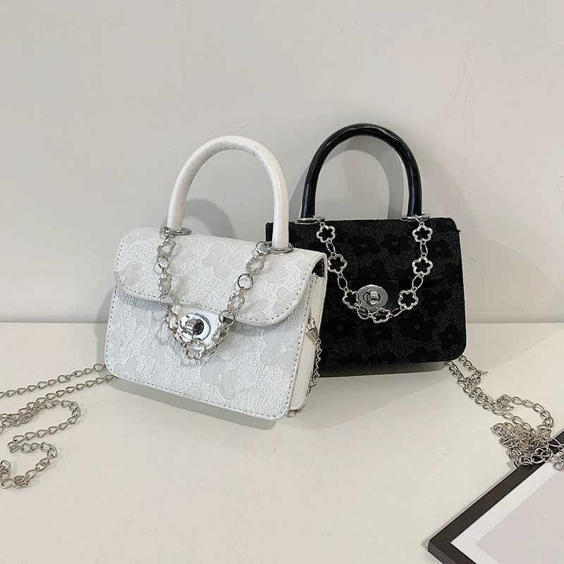 Túi đeo chéo họa tiết hoa Butterfly