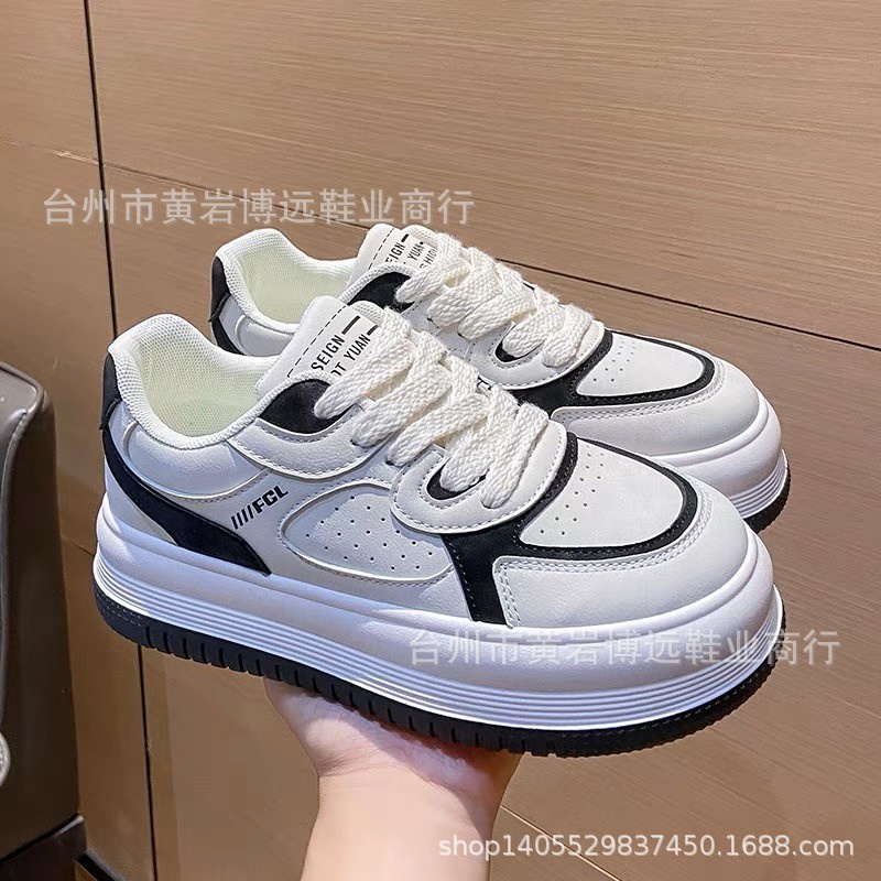 Giày Thể Thao Màu Trắng Thiết Kế Mới Thoáng Khí Năng Động Thời Trang Dành Cho Nữ