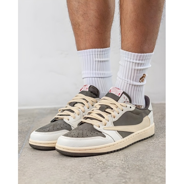 Giày Thể Thao Sneaker Air Jordan Travis Scott Reverse Mocha Low Da Nubuck | Tặng Kèm Bộ Quà Tặng