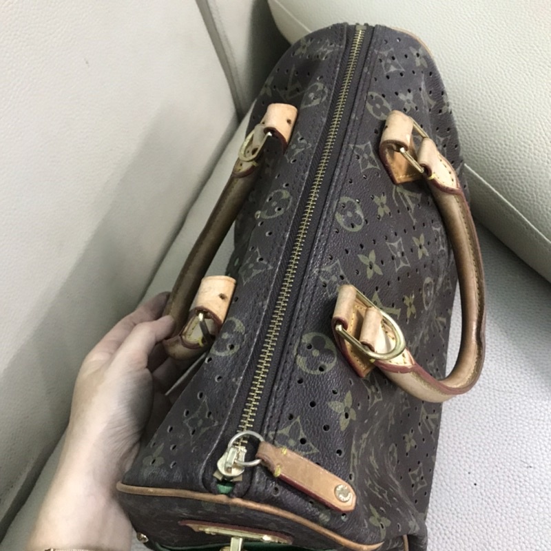 Túi lệ vi hàng si tuyển