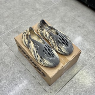 [ROOM95] Giày thể thao sneaker (YZ_31) FOAM RUNNER MOON GREY