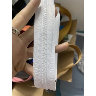 cuộn dây khoá kéo răng nhựa 1m (bán theo mét)