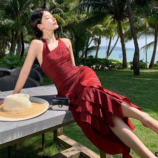 Đầm Sát Nách Thiết Kế Hở Lưng Quyến Rũ