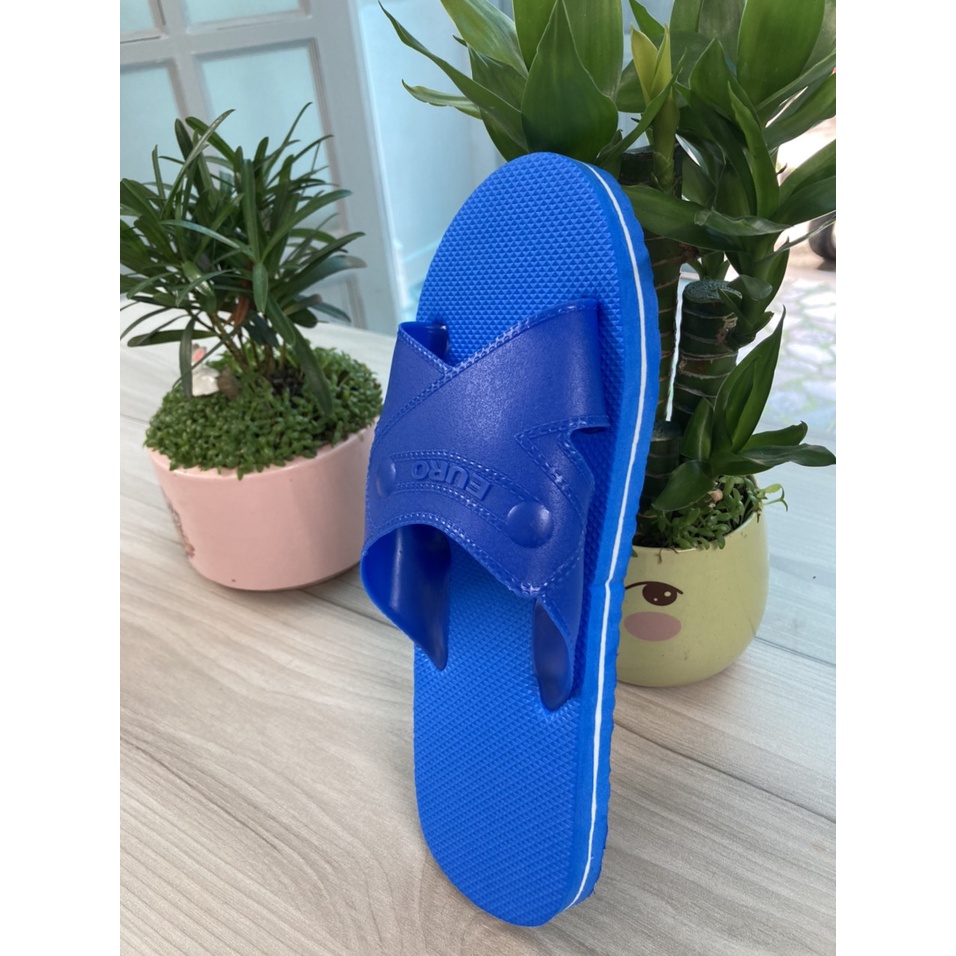 Dép xốp xỏ ngón đi du lịch trong nhà khách sạn tolet siêu nhẹ siêu êm