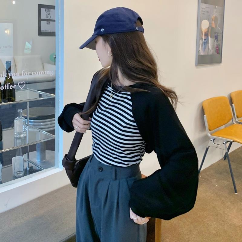 Áo Sweater Dáng Rộng Giả Hai Lớp Siêu Đẹp Phong Cách Thời Trang Mới 2023 Dành Cho Bạn Nữ