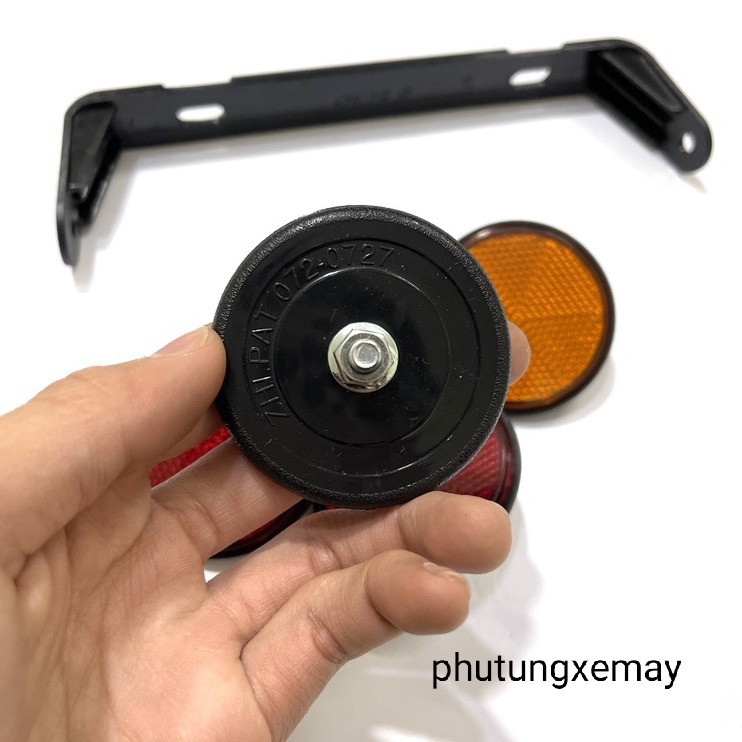 Mắt Mèo Phản Quang Full Ốc Pát Sau Cho Mọi Loại Xe Lắp Đặt Như Zin Ko Chế . phutungxemay