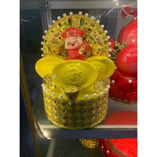 Tháp oản thỏi vàng thờ thần tài