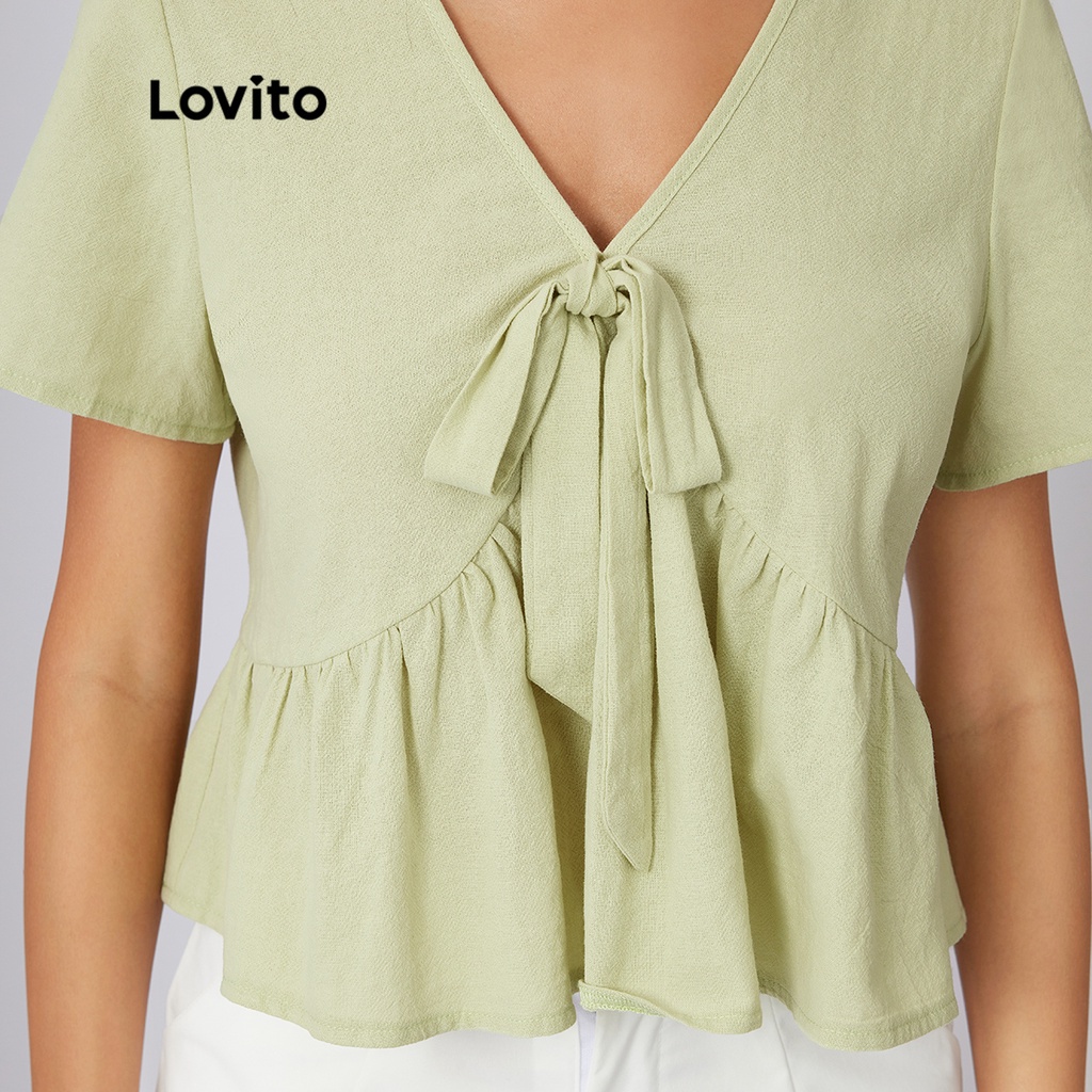 Áo sơ mi trơn màu trơn giản dị Mặt trước có bèo nhún