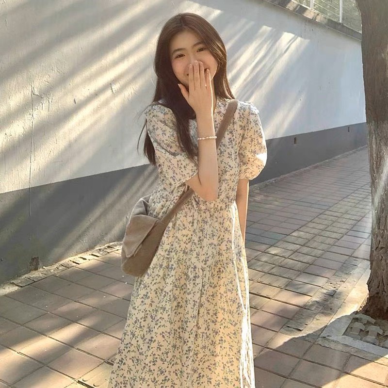 Váy midi hoa nhí, hoa nổi xòe dài nhẹ nhàng vintage Hàn Quốc điệu đà xuân hè mới 2023