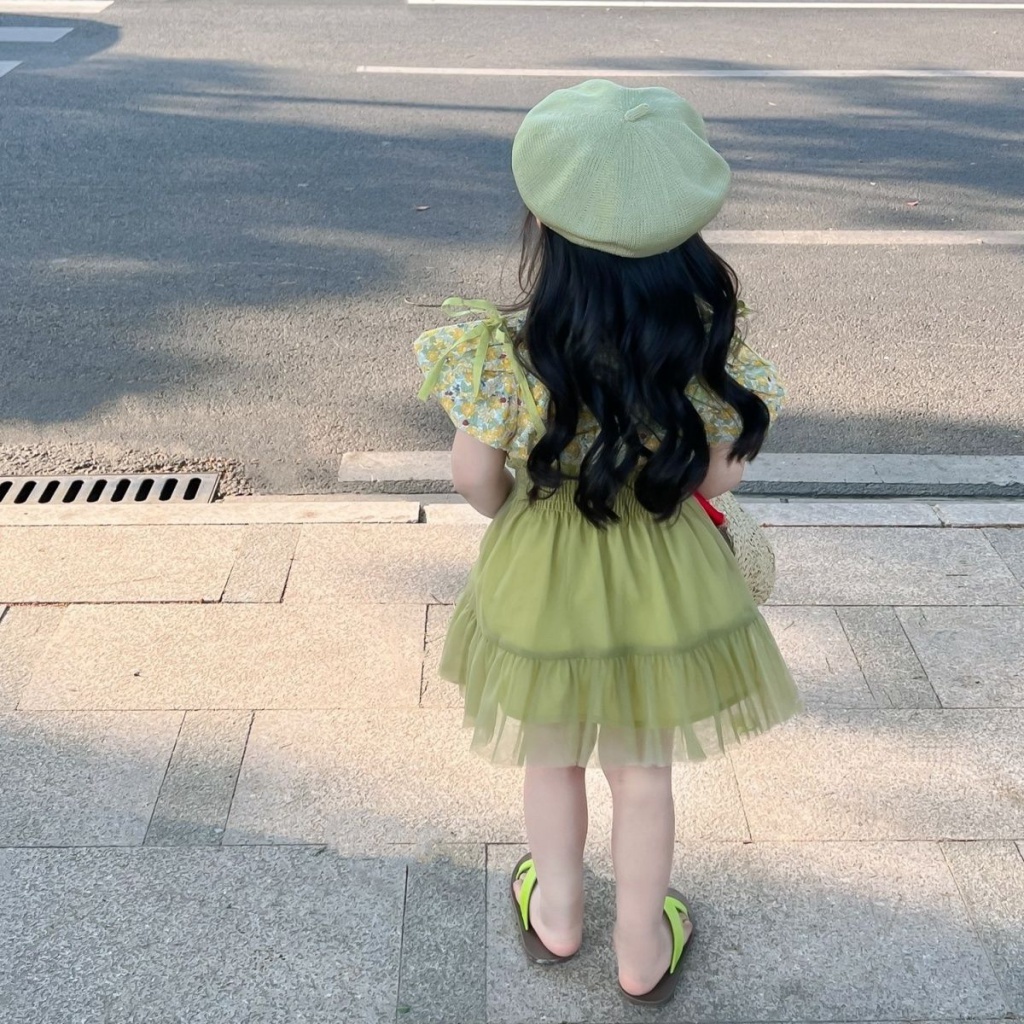 Set Áo Thun Ngắn Tay + Chân Váy Yếm In Hoa Phong Cách Hàn Quốc Thời Trang Xuân Hè Cho Bé Gái