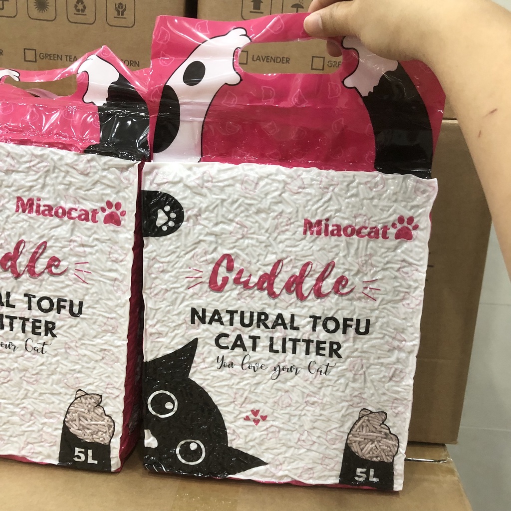 Cát vệ sinh đậu nành Cuddle Tofu 5L cho mèo - hương Bắp - MIAOCAT
