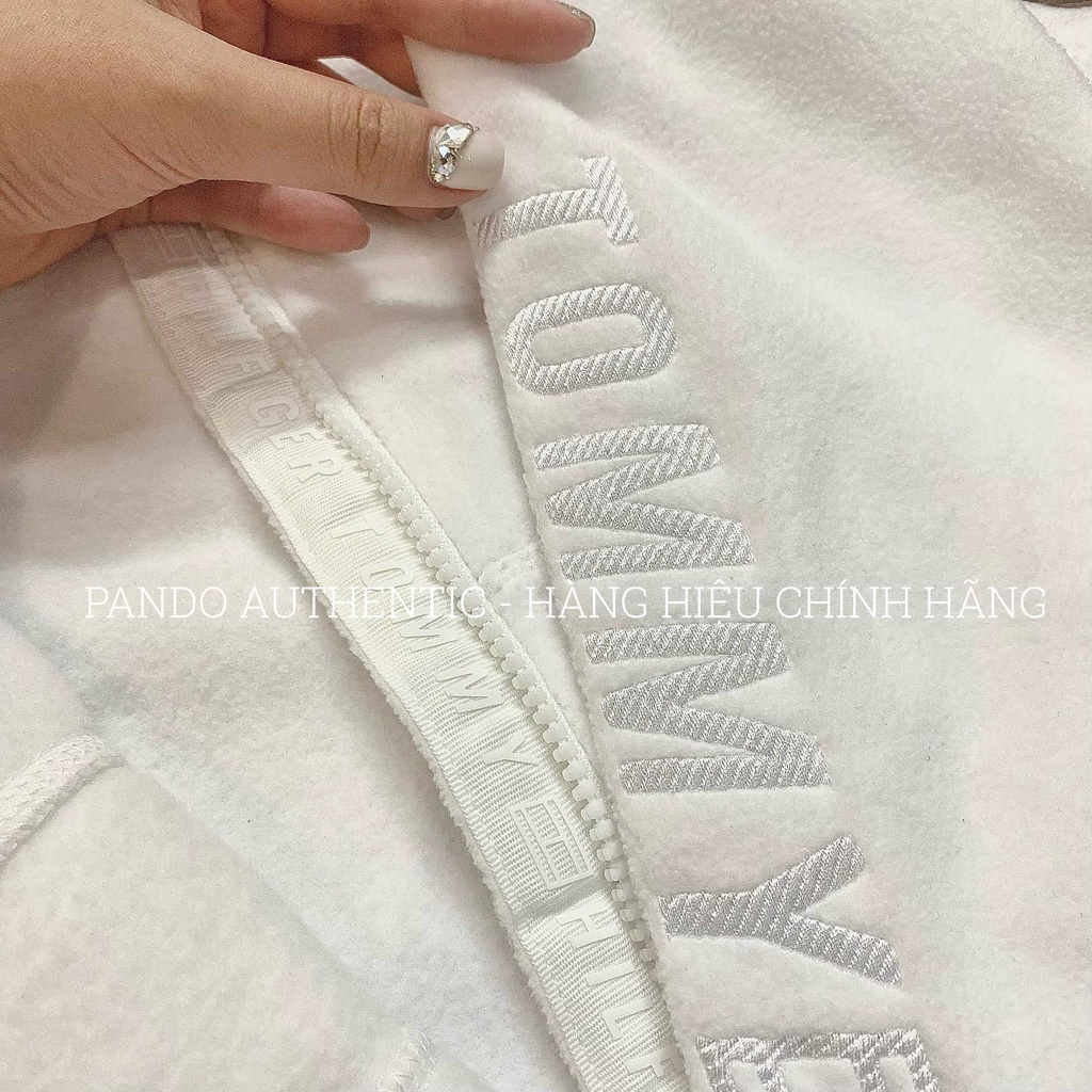 Áo khoác Tommy Unisex trắng chính hãng - Pando Shop