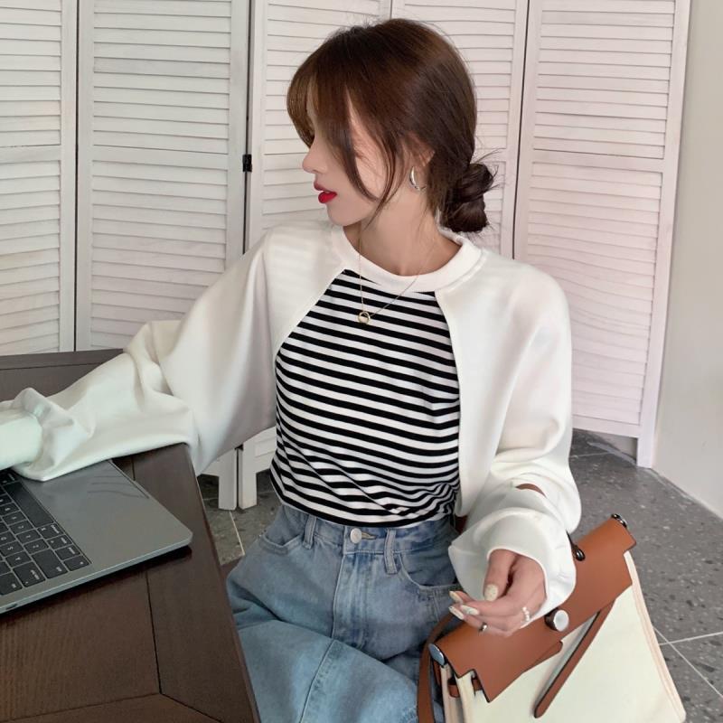 Áo Sweater Dáng Rộng Giả Hai Lớp Siêu Đẹp Phong Cách Thời Trang Mới 2023 Dành Cho Bạn Nữ