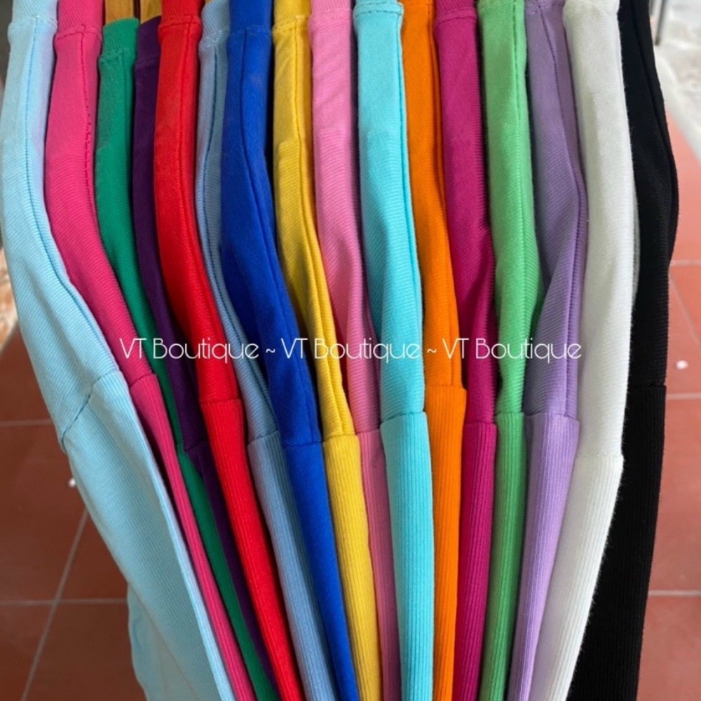 Áo thun trơn , áo nhóm phom rộng UNISEX chất cotton loại 1 mát mịn OVERSIZE nhiều màu đi biển, Teambuilding - Ruby