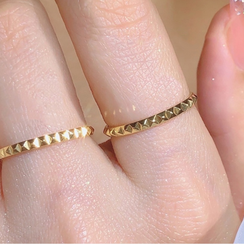 Nhẫn Nữ Đinh Tán Bản Nhỏ 2mm Titan Không Han Rỉ TT4576