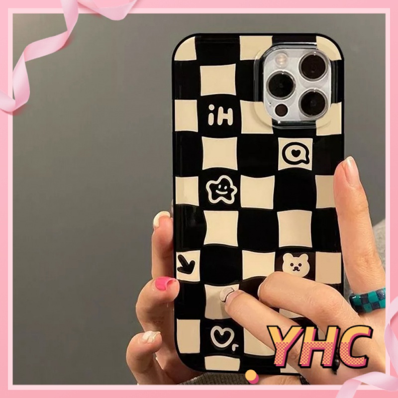 Ốp lưng phone Mô hình gấu vuông đen trắng cao cấp iPhone 6 / 6S / 6splus / se / 7 / 7plus / 8 / 8plus / X / xs / xsmax / 11 / 12 / 13 / 14 / Plus / pro / pro-505