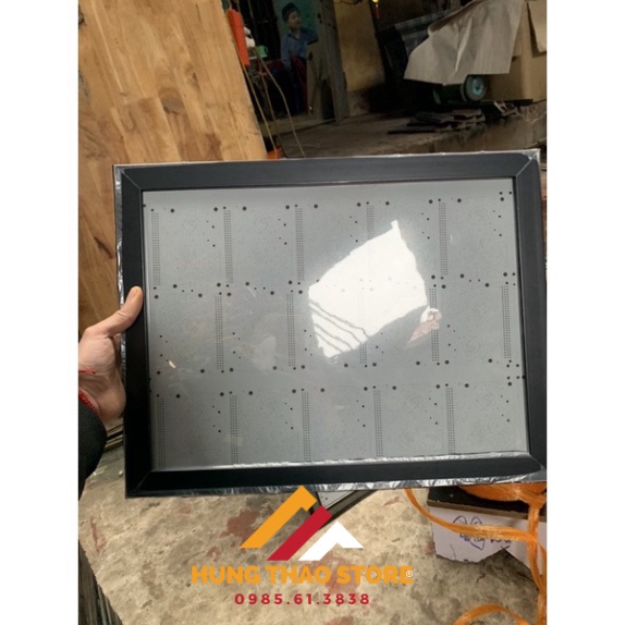 Khung ảnh khung tranh kích thước A3cm bảo hành gãy vỡ.